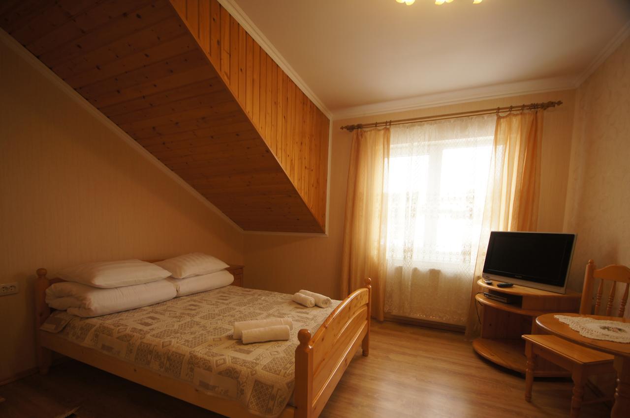 Zirka Karpat Vila Yasinya Exterior foto