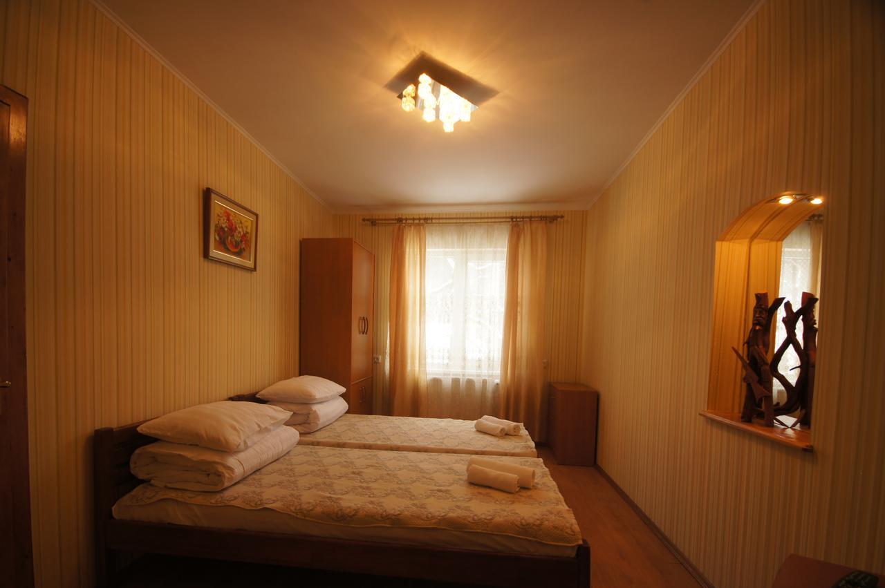 Zirka Karpat Vila Yasinya Exterior foto
